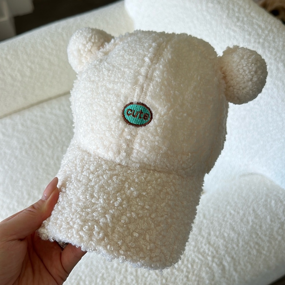 White Teddy Bear Dad Cap - Boucle